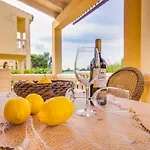 Villa Marcos Lago Esperanza